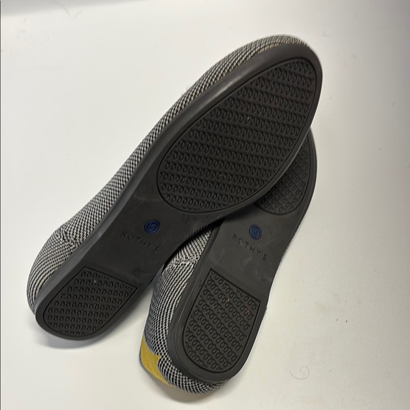 Rothy's Black and Yellow Flats with Knit Upper sz 6.5 - Picture 5 of 5
